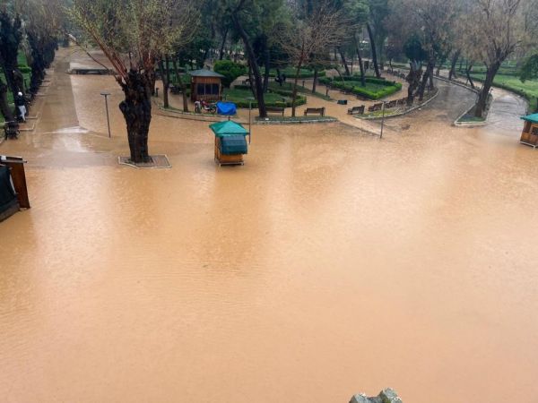 Şanlıurfa’da felaket! Dalgıçlar kayıp 7 kişiyi arıyor Şanlıurfa’da felaket! Dalgıçlar kayıp 7 kişiyi arıyor