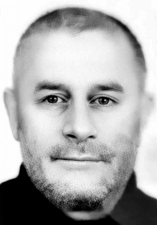 Çalıştığı fırında yere yığılıp kalan Cem Yayla hayatını kaybetti Çalıştığı fırında yere yığılıp kalan Cem Yayla hayatını kaybetti