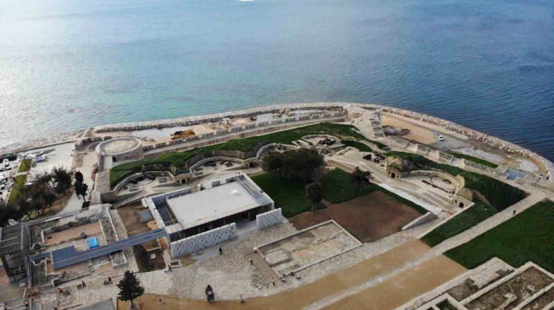 Zor zamanlarda Çanakkale kahramanlarını örnek aldık