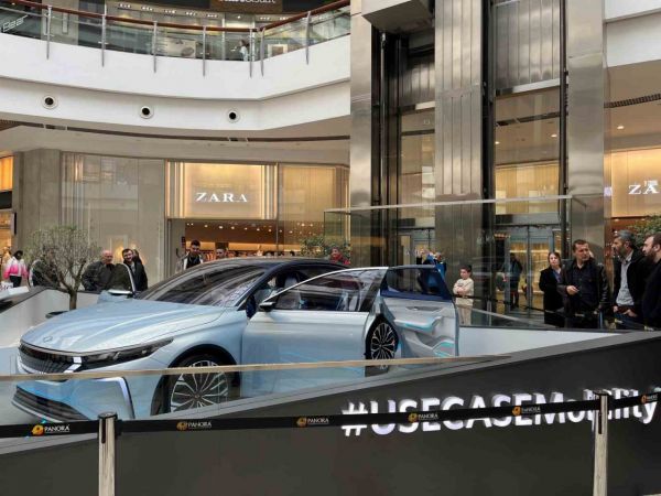 Türkiye’nin yerli otomobili TOGG’a Ankara’da yoğun ilgi Türkiye’nin yerli otomobili TOGG’a Ankara’da yoğun ilgi