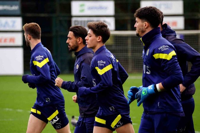 Fenerbahçe, Beşiktaş derbisinin hazırlıklarını sürdürdü Fenerbahçe, Beşiktaş derbisinin hazırlıklarını sürdürdü