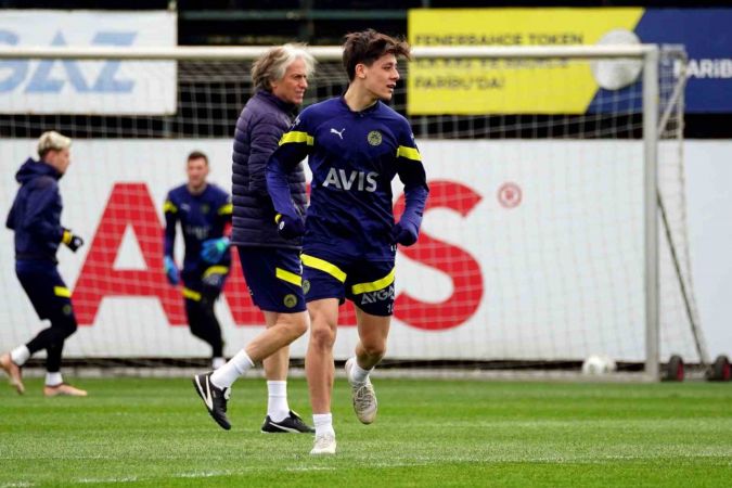 Fenerbahçe, Beşiktaş derbisinin hazırlıklarını sürdürdü Fenerbahçe, Beşiktaş derbisinin hazırlıklarını sürdürdü