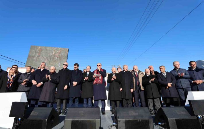 Seçimden sonra tüm vaktimizi ve enerjimizi Türkiye yüzyılının inşasına vereceğiz Seçimden sonra tüm vaktimizi ve enerjimizi Türkiye yüzyılının inşasına vereceğiz