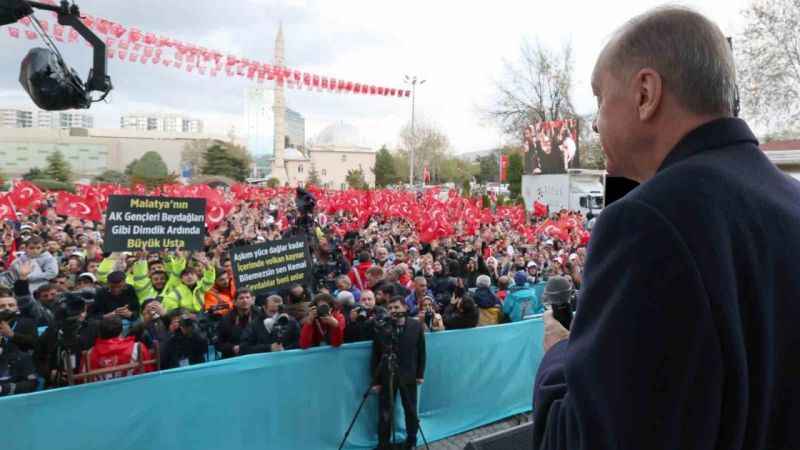 Bu seçimler Türkiye’nin sadece gelecek 5 yılını değil, çeyrek ve yarım asrını da belirleyecek Bu seçimler Türkiye’nin sadece gelecek 5 yılını değil, çeyrek ve yarım asrını da belirleyecek