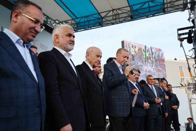 Ekonomik sıkıntı ve hayat pahalılığını yine biz çözeceğiz Ekonomik sıkıntı ve hayat pahalılığını yine biz çözeceğiz