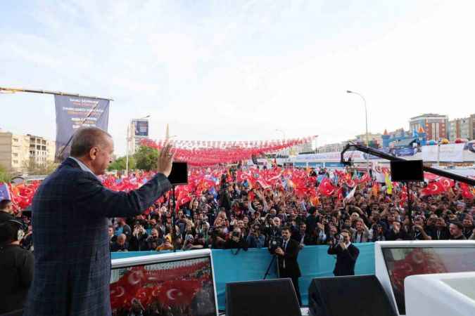 Ekonomik sıkıntı ve hayat pahalılığını yine biz çözeceğiz Ekonomik sıkıntı ve hayat pahalılığını yine biz çözeceğiz