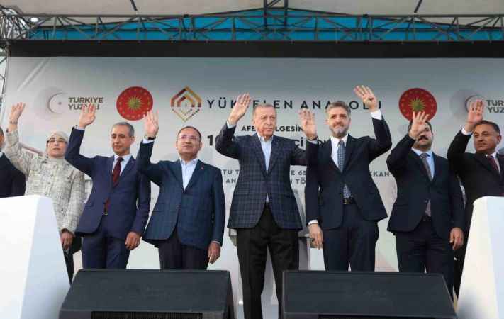 Ekonomik sıkıntı ve hayat pahalılığını yine biz çözeceğiz Ekonomik sıkıntı ve hayat pahalılığını yine biz çözeceğiz