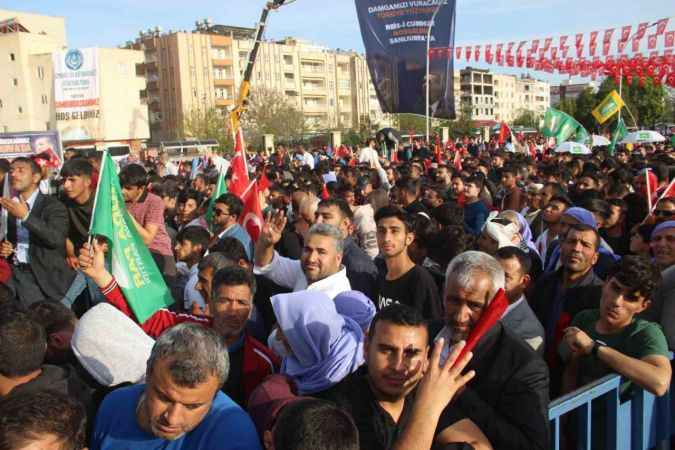 Ekonomik sıkıntı ve hayat pahalılığını yine biz çözeceğiz Ekonomik sıkıntı ve hayat pahalılığını yine biz çözeceğiz