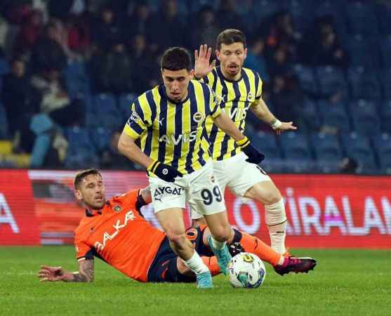Fenerbahçe yine geriden gelip kazandı Fenerbahçe yine geriden gelip kazandı