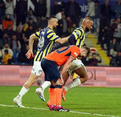 Fenerbahçe yine geriden gelip kazandı Fenerbahçe yine geriden gelip kazandı