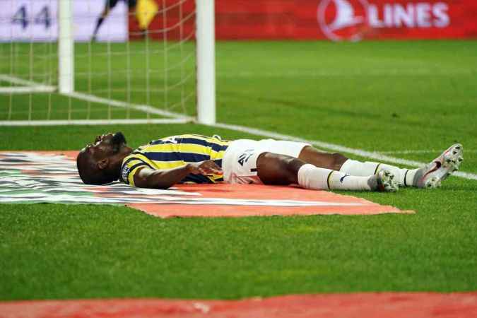 Fenerbahçe yine geriden gelip kazandı Fenerbahçe yine geriden gelip kazandı