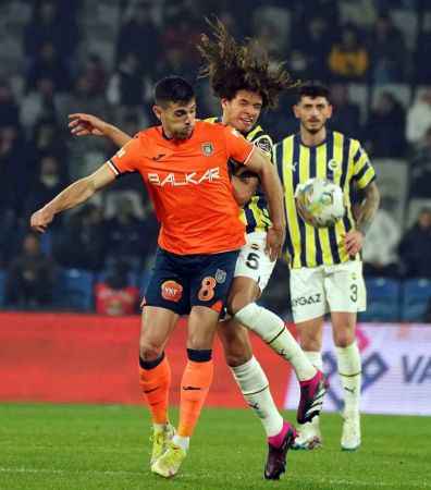 Fenerbahçe yine geriden gelip kazandı Fenerbahçe yine geriden gelip kazandı