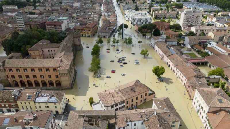 İtalya’daki sel felaketinde can kaybı 11’e yükseldi İtalya’daki sel felaketinde can kaybı 11’e yükseldi