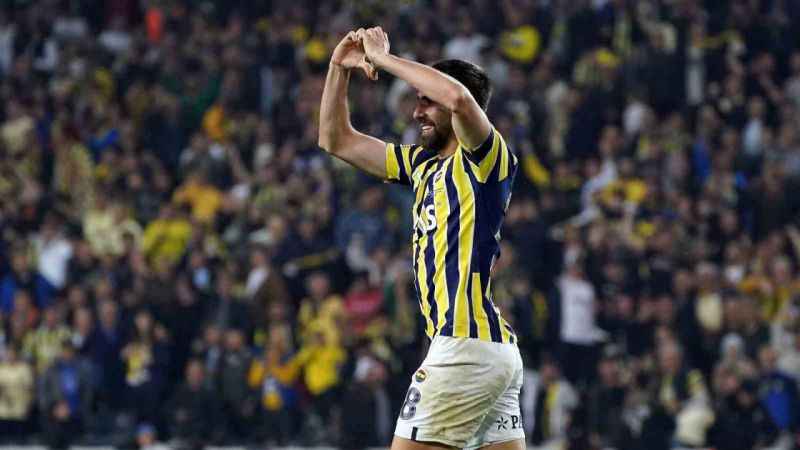 Luan Peres’in 7 yıl sonra gelen gol sevinci Luan Peres’in 7 yıl sonra gelen gol sevinci