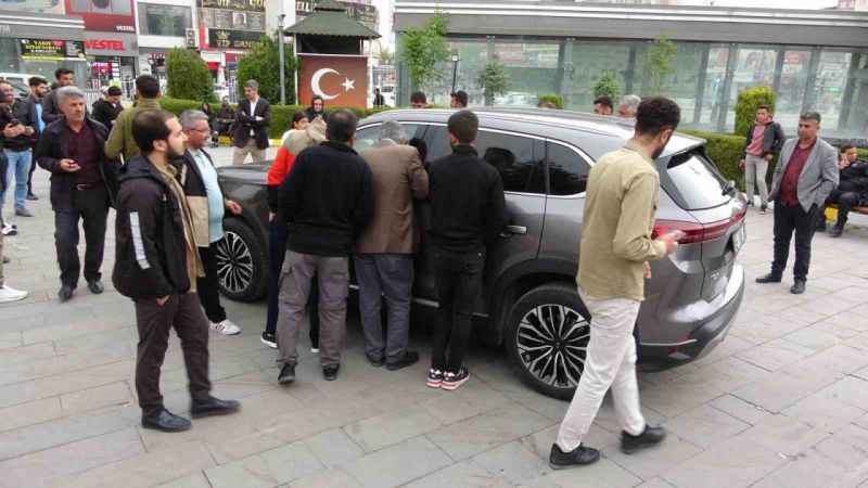 Togg Vanlıların gönlünü fethetti Togg Vanlıların gönlünü fethetti