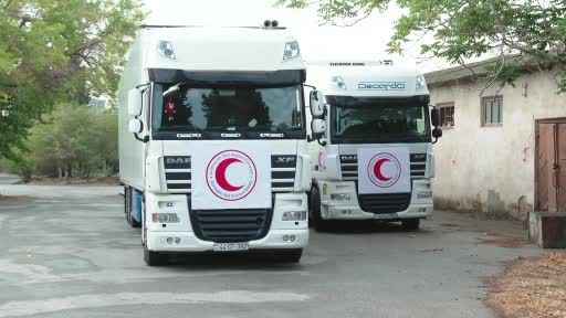 Azerbaycan'dan Karabağ'da yaşayan Ermenilere 40 tonluk insani yardım Azerbaycan'dan Karabağ'da yaşayan Ermenilere 40 tonluk insani yardım