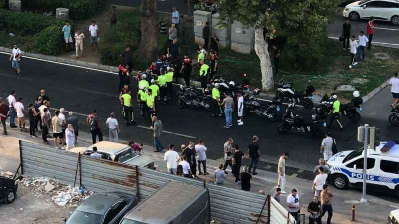 Polise silah çeken gaspçı vurularak etkisiz hale getirildi Polise silah çeken gaspçı vurularak etkisiz hale getirildi