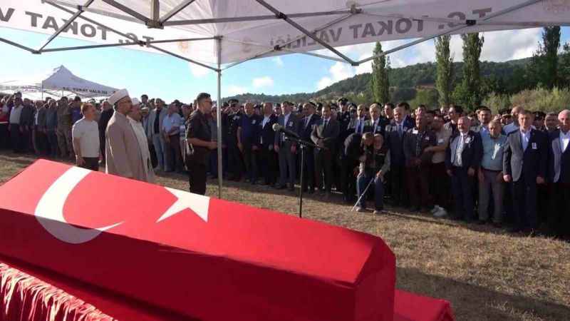 Şehit polis son yolculuğuna uğurlandı Şehit polis son yolculuğuna uğurlandı