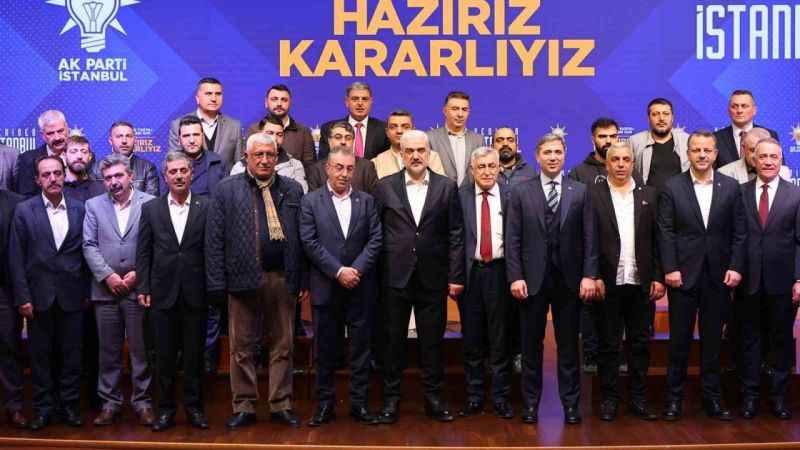 400 CHP’li istifa ederek AK Parti’ye katıldı 400 CHP’li istifa ederek AK Parti’ye katıldı