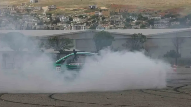 Gaziantep Auto-Drift Fest muhteşem gösterilere sahne oldu Gaziantep Auto-Drift Fest muhteşem gösterilere sahne oldu