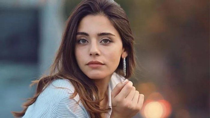 KIZILCIK ŞERBETİ DOĞA KİMDİR? Kızılcık Şerbeti Doğa Kim Oynuyor, Canlandırıyor? Kızılcık Şerbeti Doğa Gerçekte Kim? KIZILCIK ŞERBETİ DOĞA KİMDİR? Kızılcık Şerbeti Doğa Kim Oynuyor, Canlandırıyor? Kızılcık Şerbeti Doğa Gerçekte Kim?