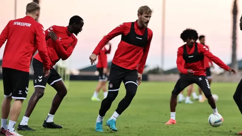 Sivasspor’un Antalya kampı sona erdi Sivasspor’un Antalya kampı sona erdi