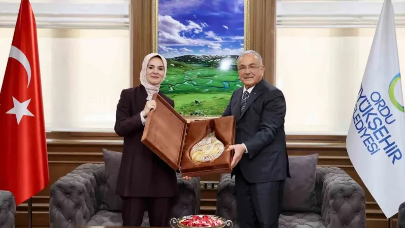 Bakan Mahinur Özdemir Göktaş, Ordu Büyükşehir’de Bakan Mahinur Özdemir Göktaş, Ordu Büyükşehir’de