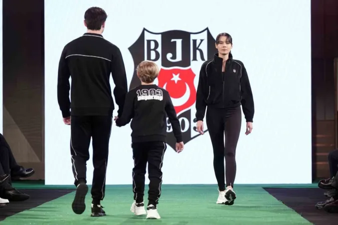 Beşiktaş’ta, Kartal Yuvası 2025-2026 Sonbahar - Kış koleksiyonu tanıtıldı Beşiktaş’ta, Kartal Yuvası 2025-2026 Sonbahar - Kış koleksiyonu tanıtıldı