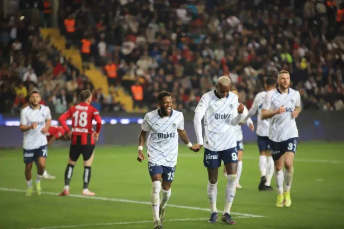 Süper Lig’in 33. haftasında 38 gol atıldı Süper Lig’in 33. haftasında 38 gol atıldı