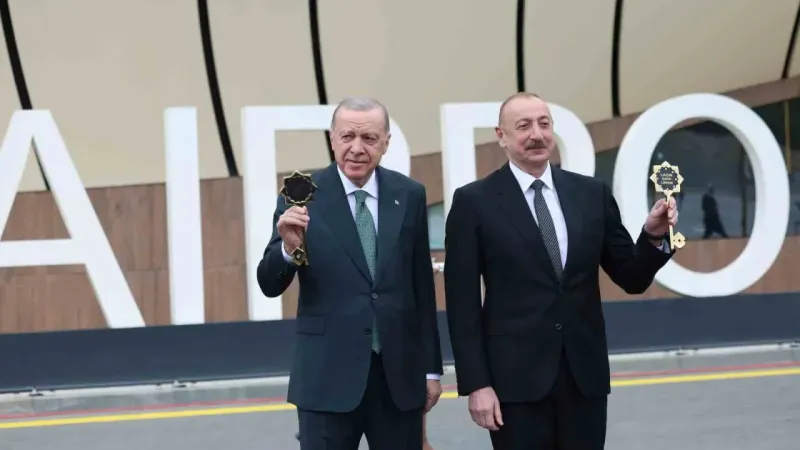 Cumhurbaşkanı Erdoğan ve Aliyev, Laçın Uluslararası Havalimanı’nın açılışını yaptı Cumhurbaşkanı Erdoğan ve Aliyev, Laçın Uluslararası Havalimanı’nın açılışını yaptı