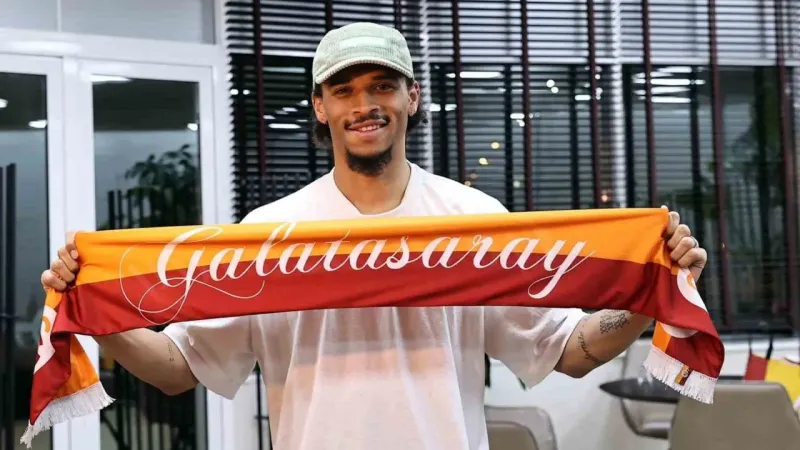 Leroy Sane, İstanbul’a geldi Leroy Sane, İstanbul’a geldi