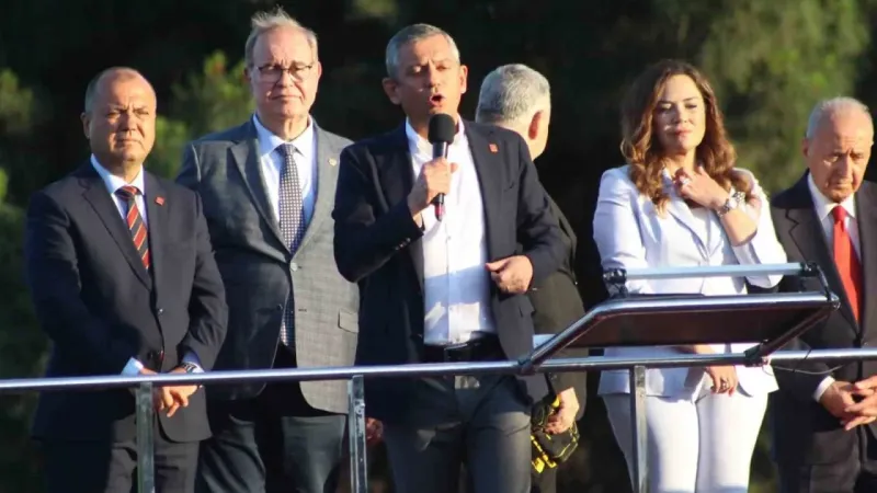 Özgür Özel 'çukur' dedi, yüzde 70’i tamamlanan hastane çıktı Özgür Özel 'çukur' dedi, yüzde 70’i tamamlanan hastane çıktı