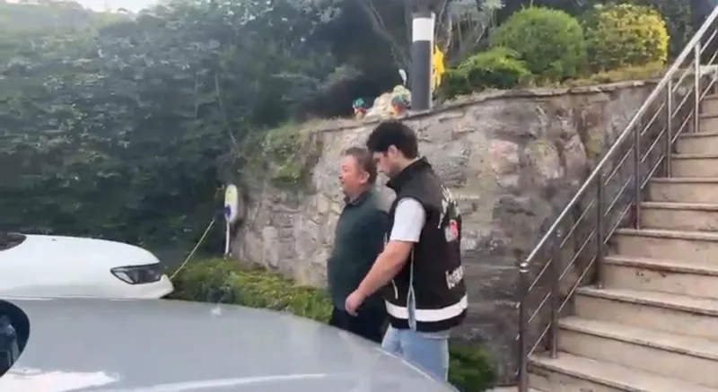 MİT’ten FETÖ’nün güncel finans yapılanmasına şafak operasyonu MİT’ten FETÖ’nün güncel finans yapılanmasına şafak operasyonu