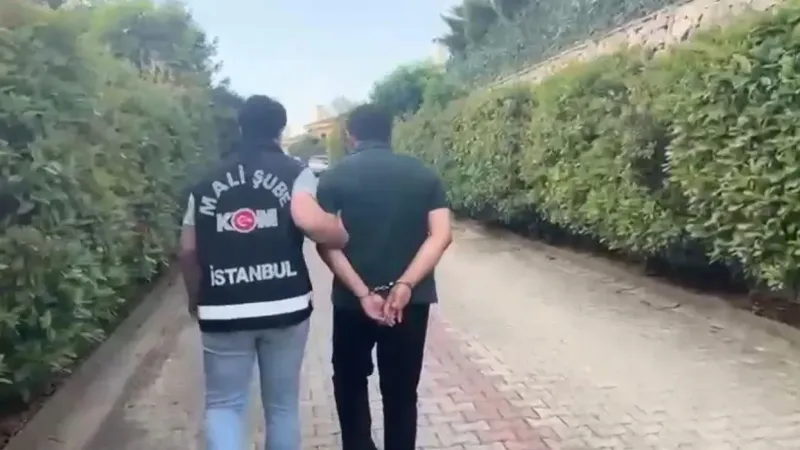 MİT’ten FETÖ’nün güncel finans yapılanmasına şafak operasyonu MİT’ten FETÖ’nün güncel finans yapılanmasına şafak operasyonu