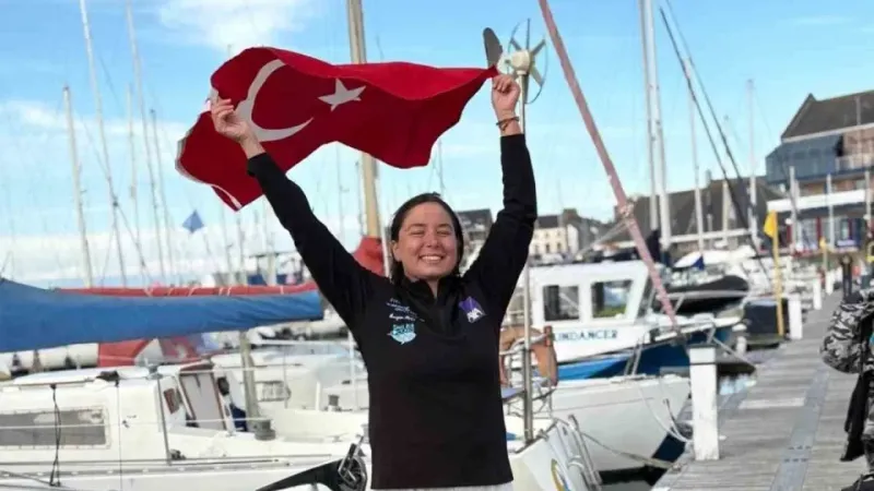 Bengisu Avcı, Ocean’s 7’de Kuzey Kanalı’nı başarıyla geçti Bengisu Avcı, Ocean’s 7’de Kuzey Kanalı’nı başarıyla geçti