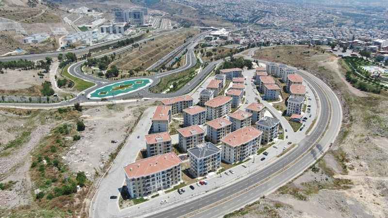 İzmir'in deprem konutları tamamlanıyor İzmir'in deprem konutları tamamlanıyor