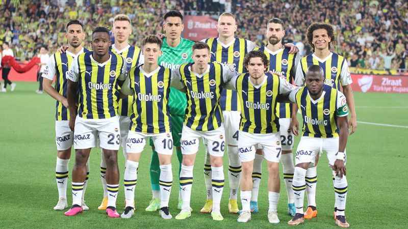 Fenerbahçe'de teknik direktör arayışı hız kazandı Fenerbahçe'de teknik direktör arayışı hız kazandı