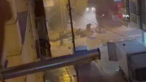İstanbul'u şiddetli yağış vurdu İstanbul'u şiddetli yağış vurdu