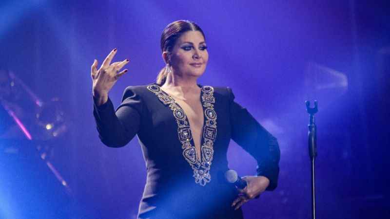 Alanya’da Sibel Can rüzgarı esti Alanya’da Sibel Can rüzgarı esti