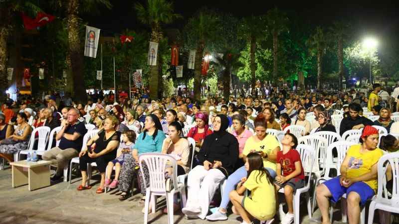 Denizli’de yaz konserleri hız kesmeden sürüyor Denizli’de yaz konserleri hız kesmeden sürüyor