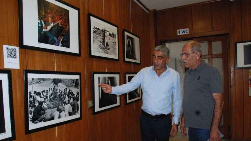 Adana’da “Aşık Veysel Fotoğraf Sergisi” açıldı Adana’da “Aşık Veysel Fotoğraf Sergisi” açıldı