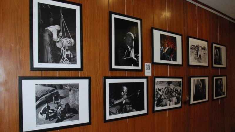 Adana’da “Aşık Veysel Fotoğraf Sergisi” açıldı Adana’da “Aşık Veysel Fotoğraf Sergisi” açıldı