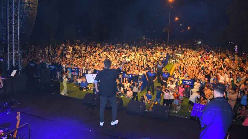 Salihli’de Kutsi rüzgarı esti Salihli’de Kutsi rüzgarı esti