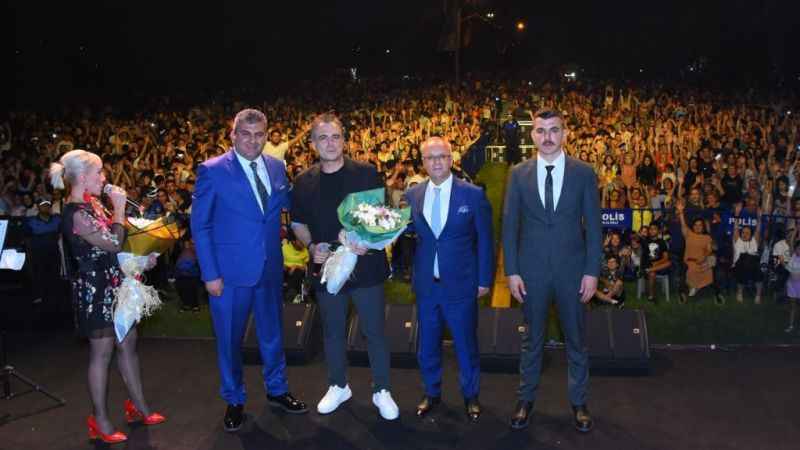 Salihli’de Kutsi rüzgarı esti Salihli’de Kutsi rüzgarı esti