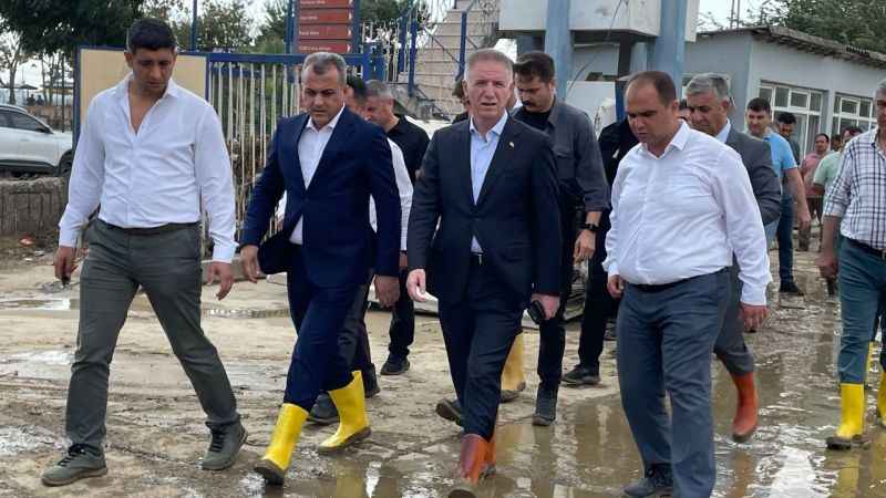 İstanbul Valisi Davut Gül selin vurduğu Halkalı Gümrük’te incelemelerde bulundu İstanbul Valisi Davut Gül selin vurduğu Halkalı Gümrük’te incelemelerde bulundu