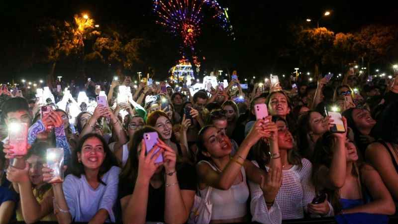 İzmir Enternasyonal Fuarı’nda müzik ziyafeti İzmir Enternasyonal Fuarı’nda müzik ziyafeti