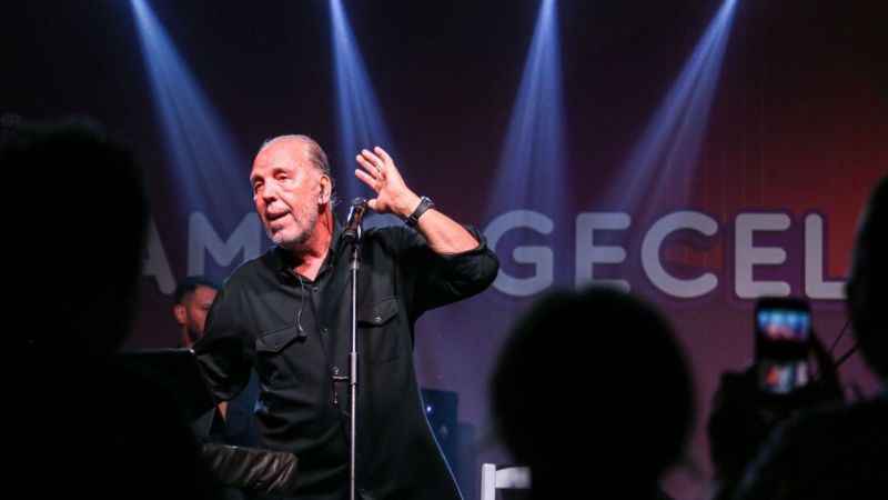 İzmir Enternasyonal Fuarı’nda müzik ziyafeti İzmir Enternasyonal Fuarı’nda müzik ziyafeti