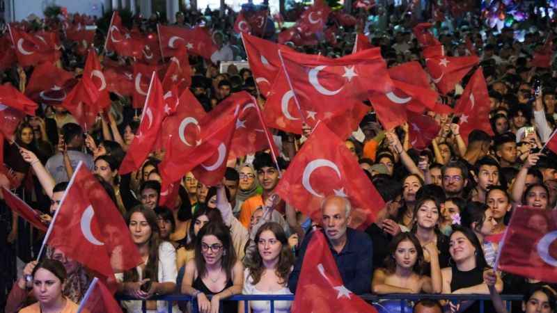 Menemen'de Kibariye coşkusu Menemen'de Kibariye coşkusu