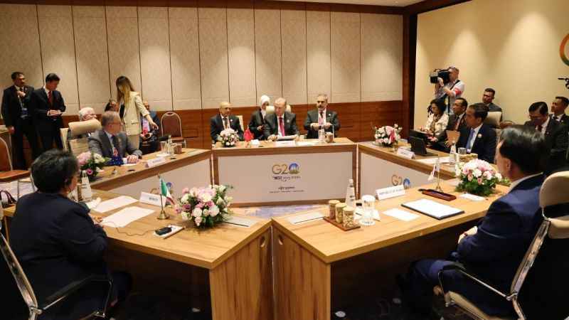 Cumhurbaşkanı Erdoğan, MIKTA liderleriyle bir araya geldi Cumhurbaşkanı Erdoğan, MIKTA liderleriyle bir araya geldi