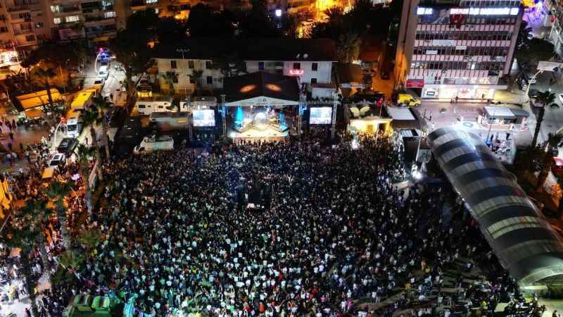 Menemen'deki Çömlek Festivali'nde Inna rüzgarı Menemen'deki Çömlek Festivali'nde Inna rüzgarı